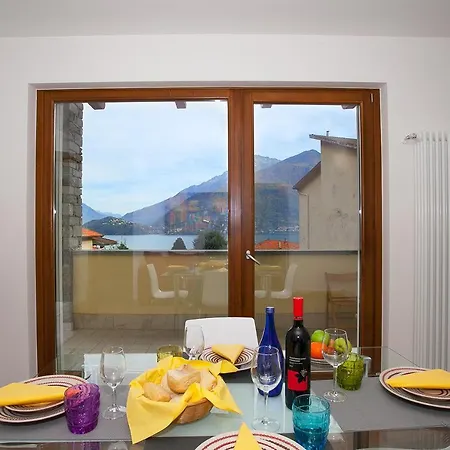 Sleeps 8 Apartment Musso